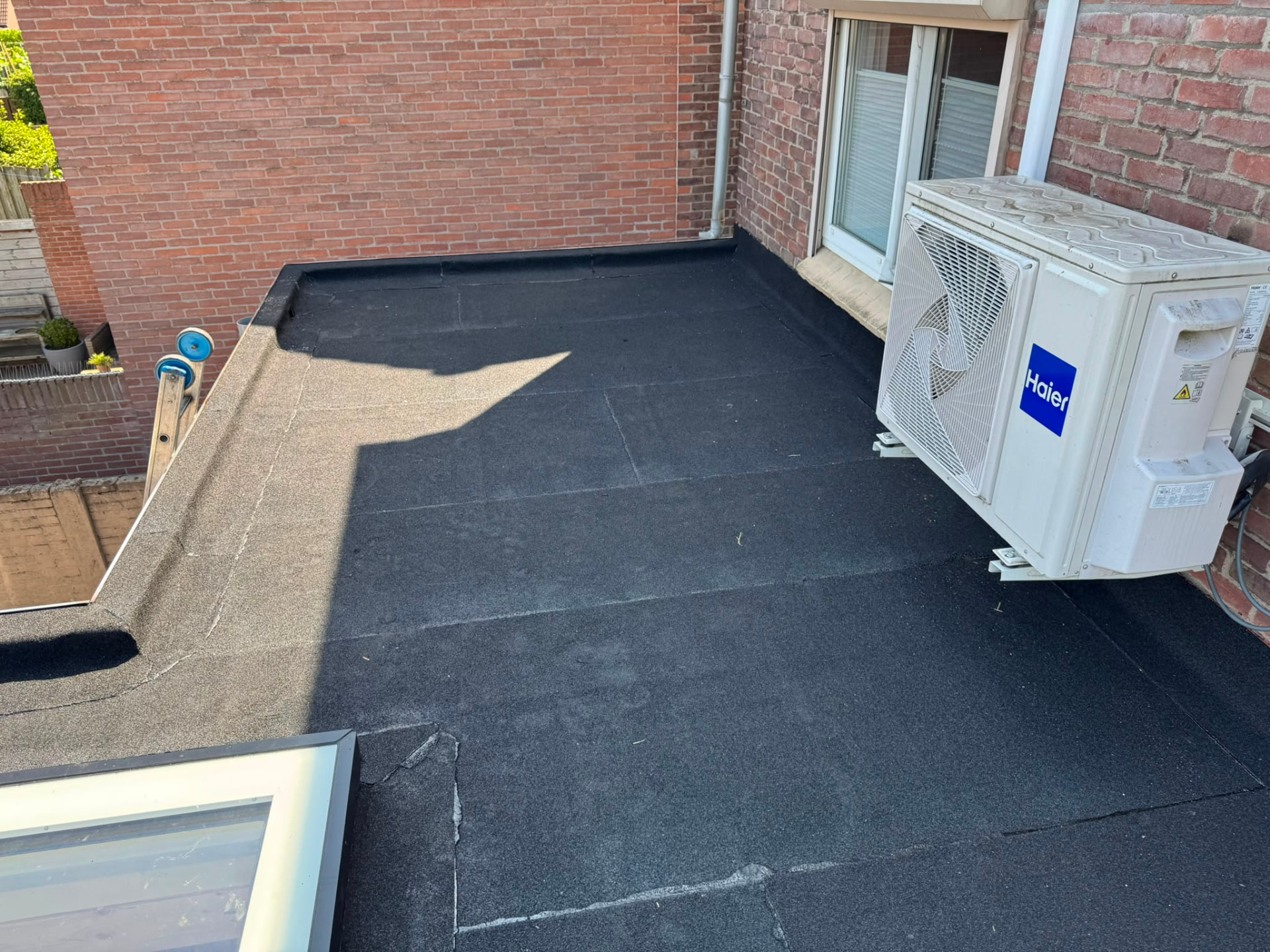 Plat dak achter woning